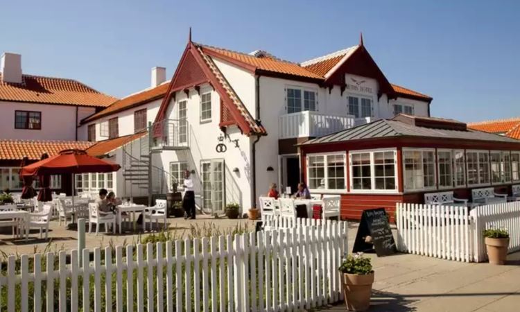 ruths hotel
