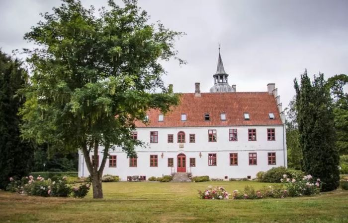 rydhave slot hotel