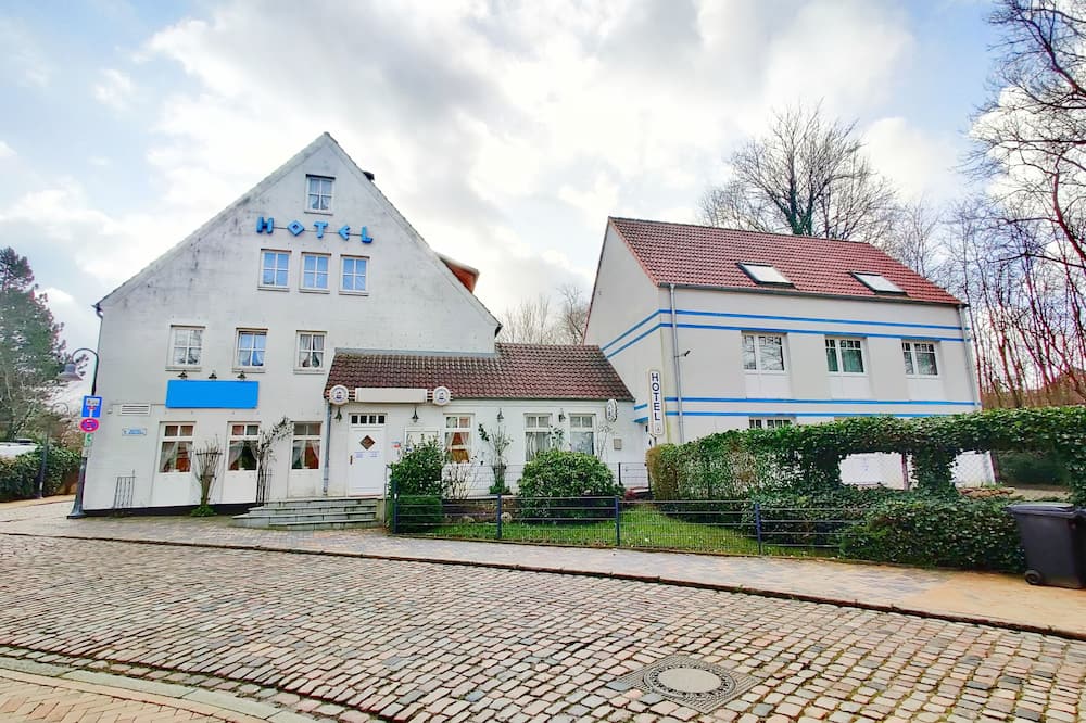 Hotel Xenia