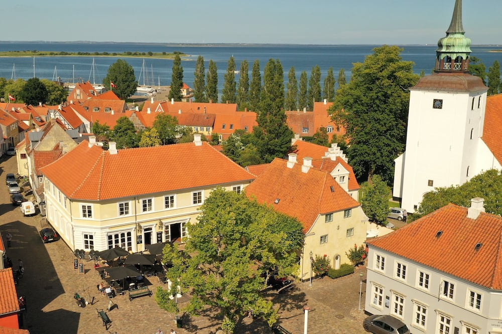 På Torvet